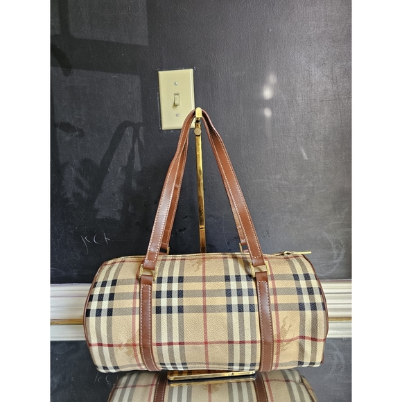 Burberry Handbags - Burberry Barrel Leather Handbag